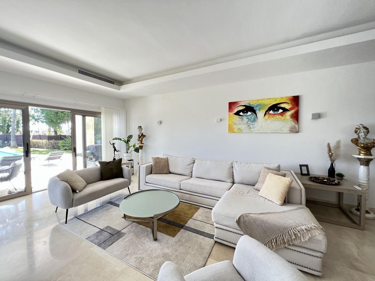 Villa for Sale in Estepona