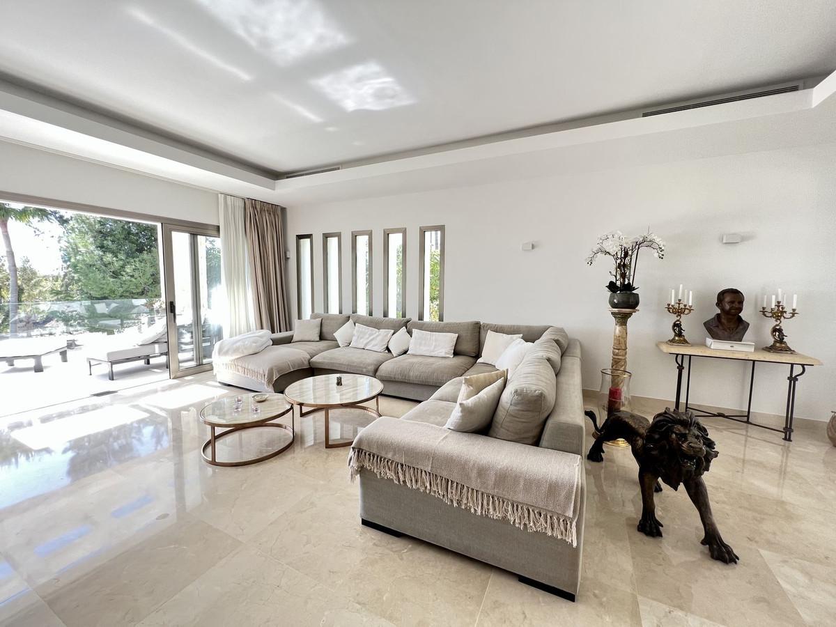 Villa for Sale in Estepona