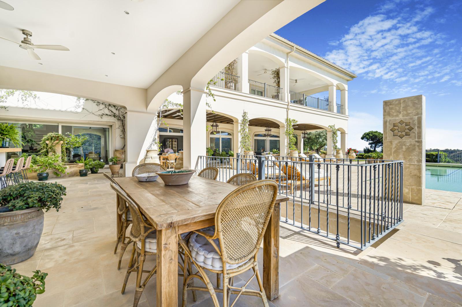Villa for Sale in Benahavís