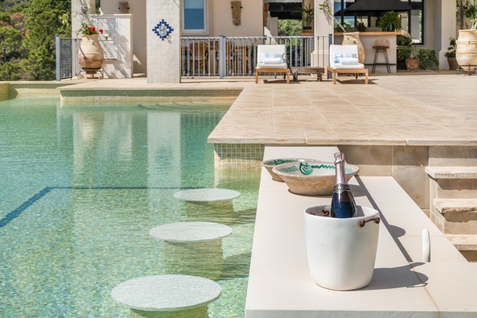 Villa for Sale in Benahavís