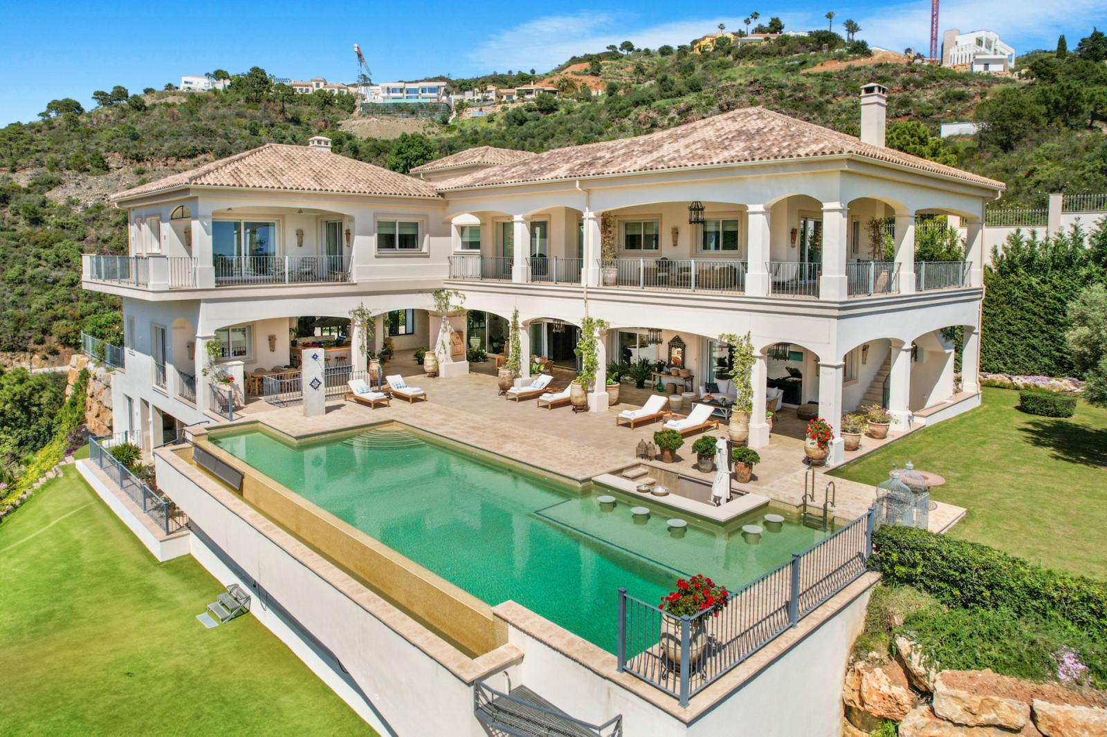 Villa for Sale in Benahavís