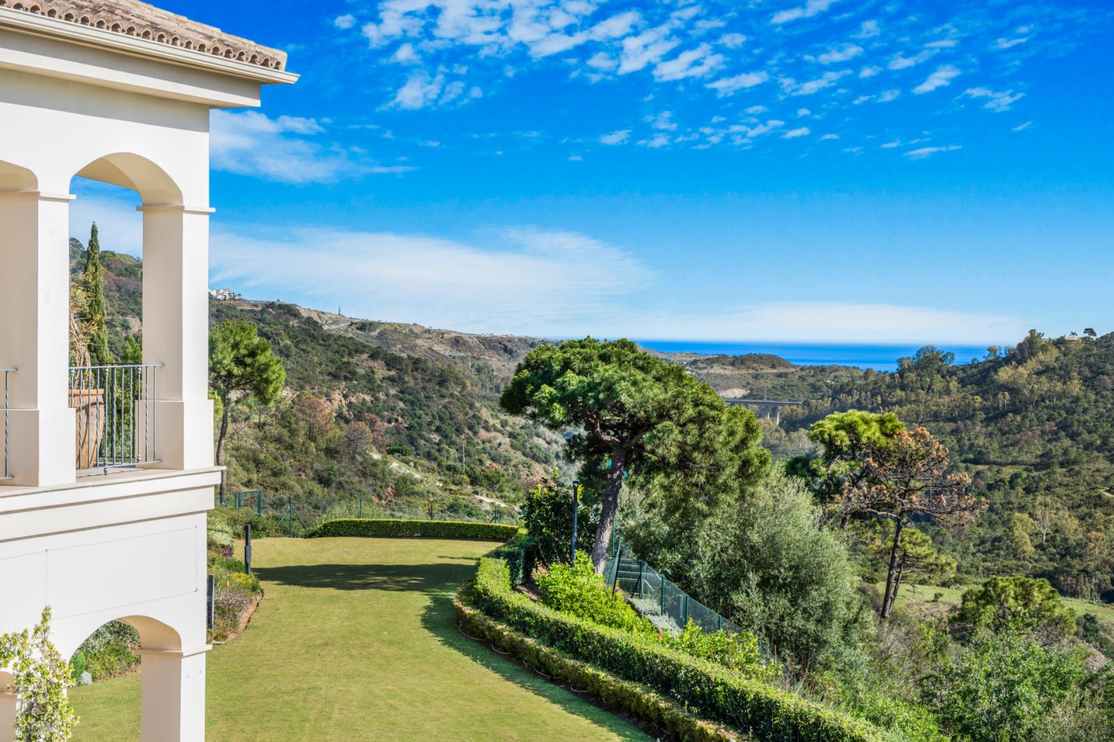 Villa for Sale in Benahavís