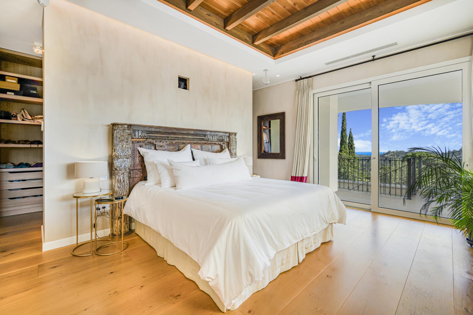 Villa for Sale in Benahavís