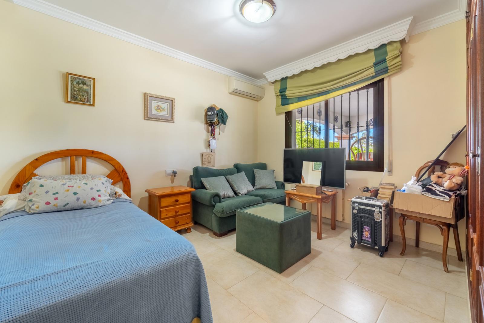 Semi-detached House for Sale in Marbella