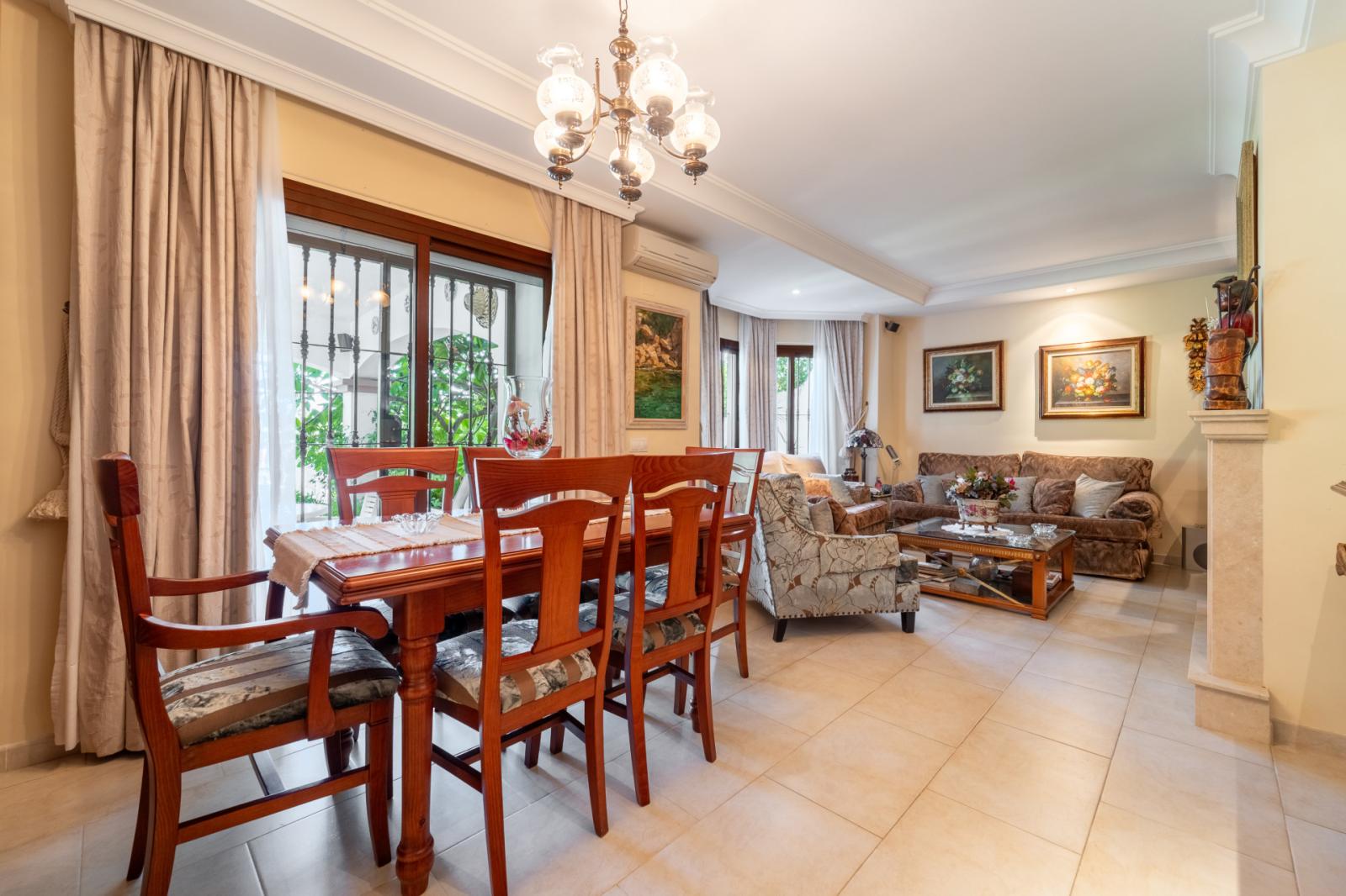 Semi-detached House for Sale in Marbella