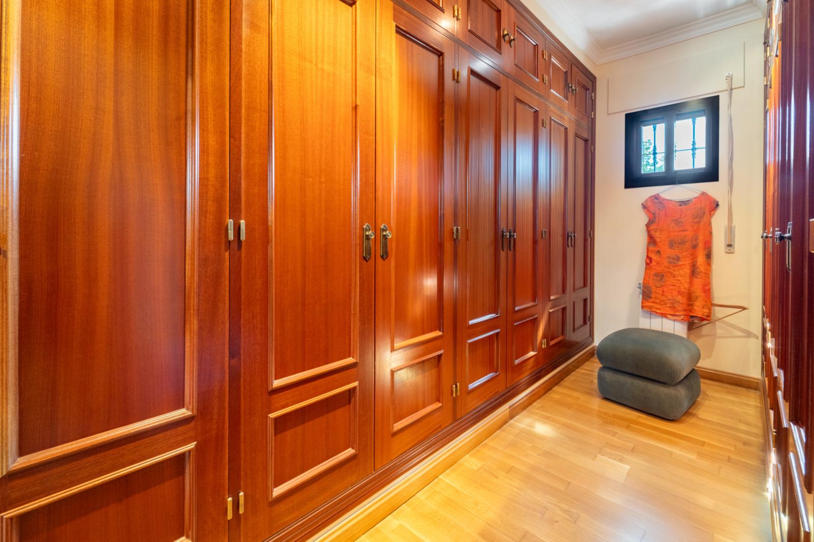 Semi-detached House for Sale in Marbella