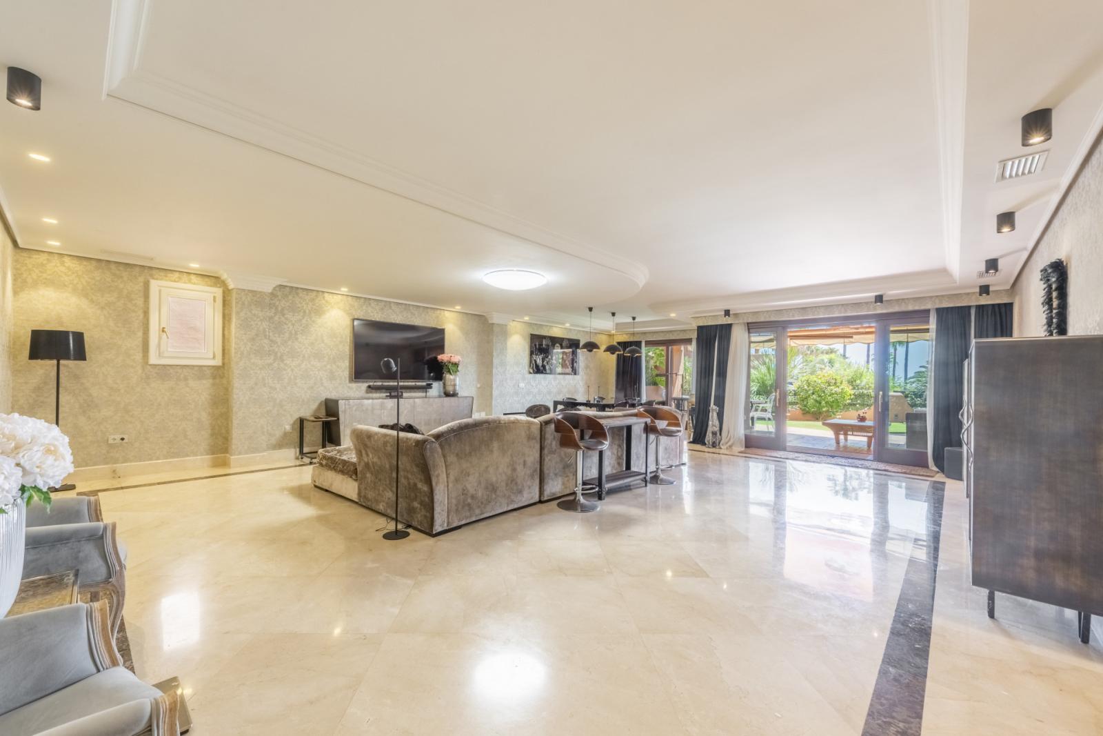 Apartment for Rent in Estepona