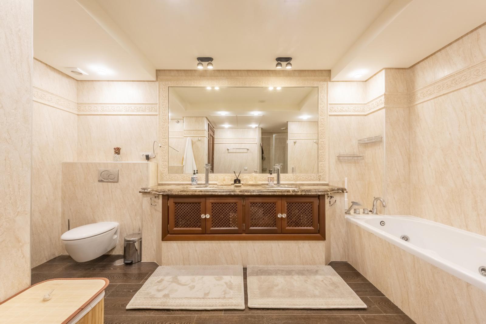 Apartment for Rent in Estepona