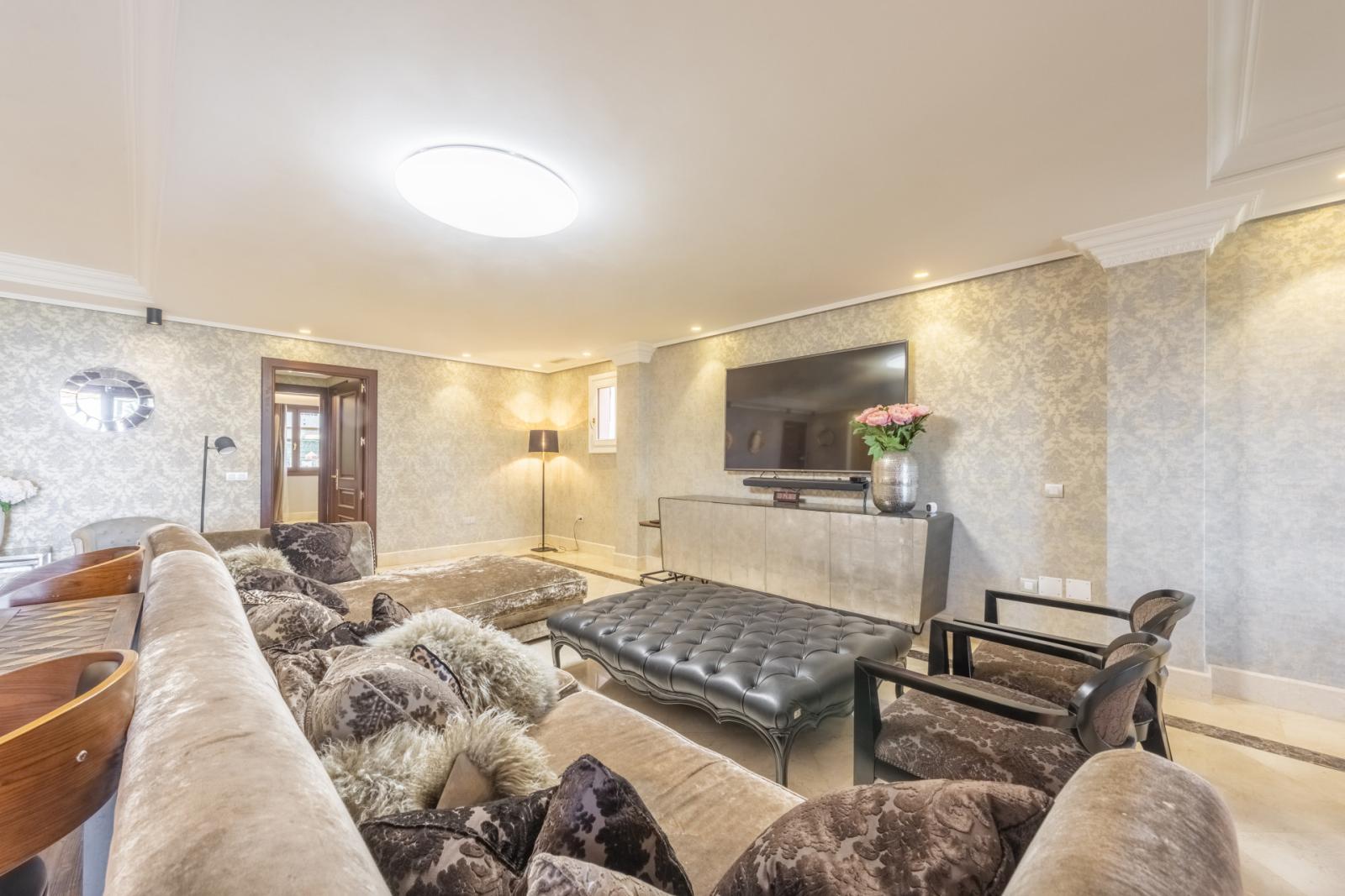 Apartment for Rent in Estepona