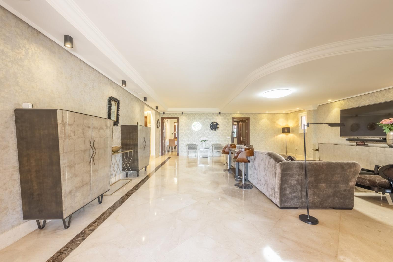 Apartment for Rent in Estepona