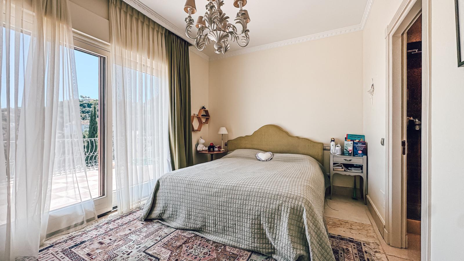 Villa for Sale in Benahavís