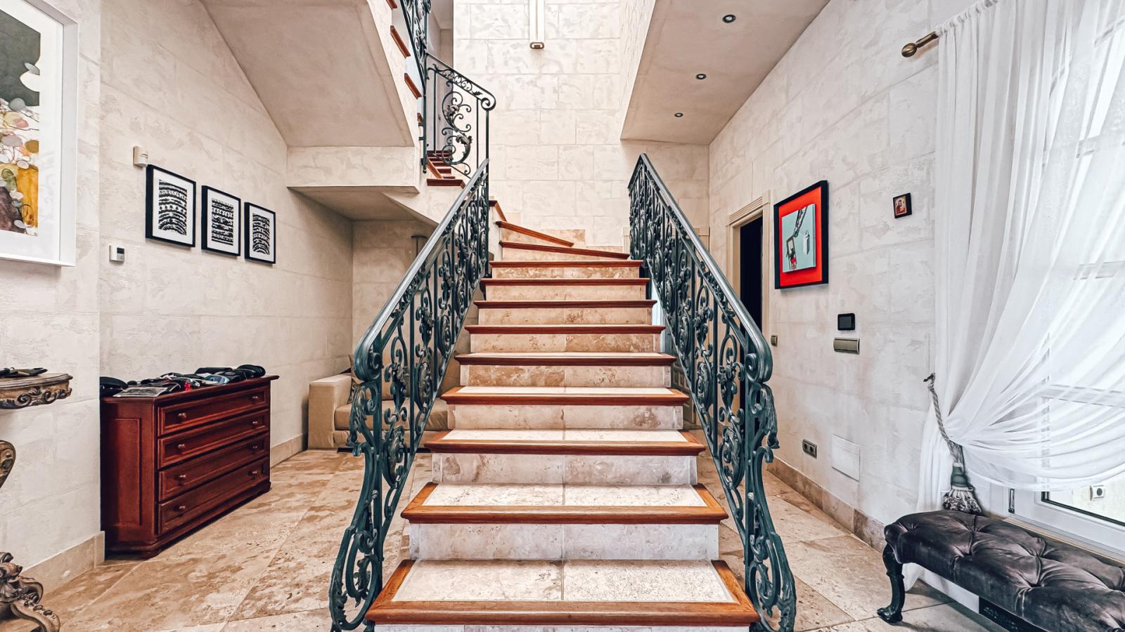Villa for Sale in Benahavís