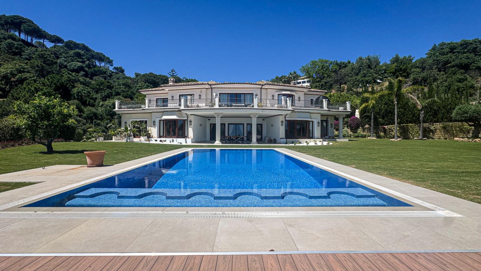 Villa for Sale in Benahavís