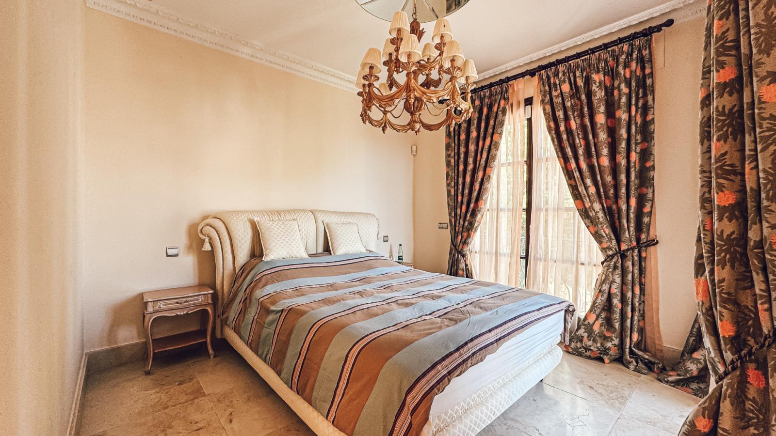 Villa for Sale in Benahavís