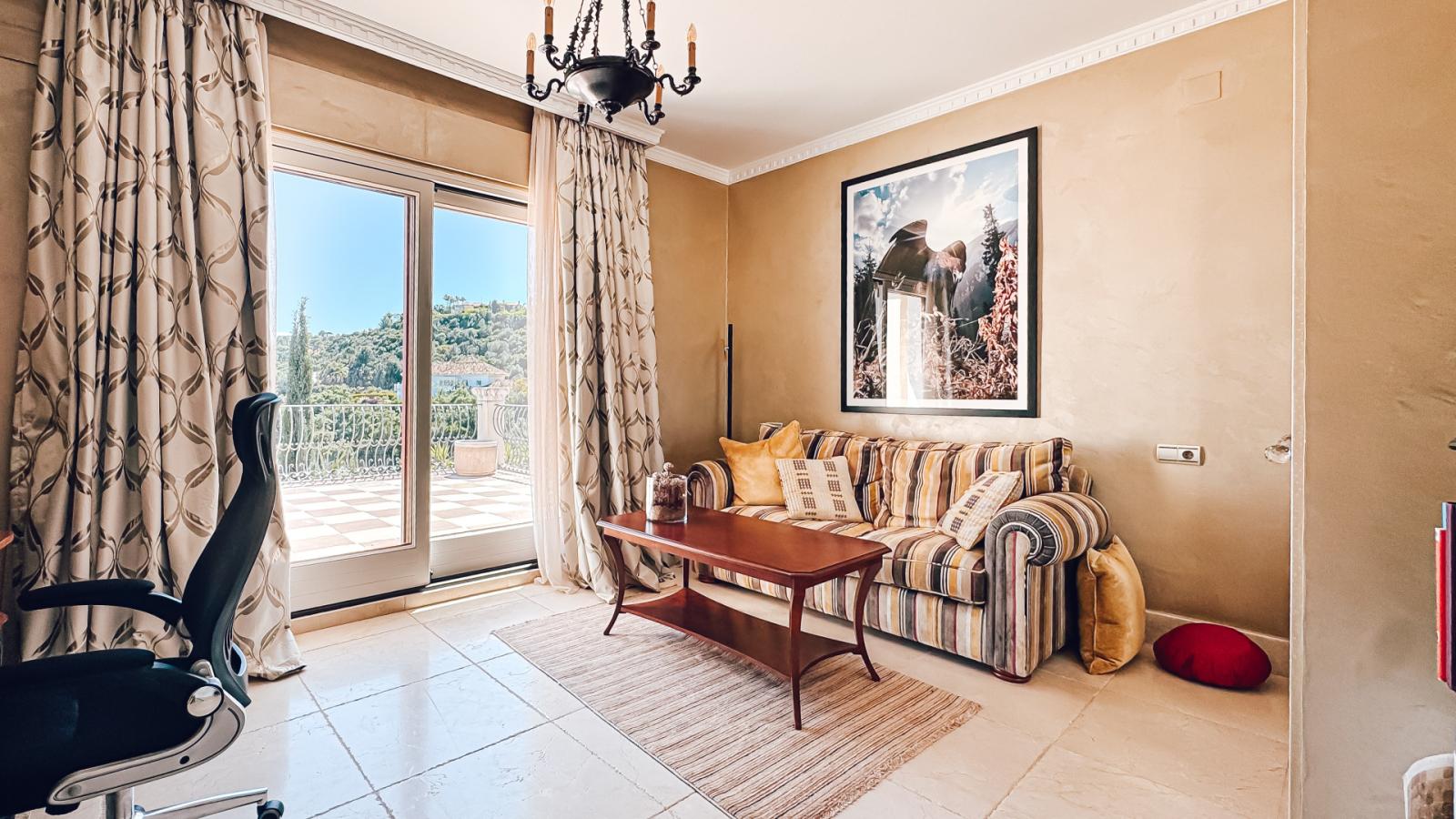 Villa for Sale in Benahavís
