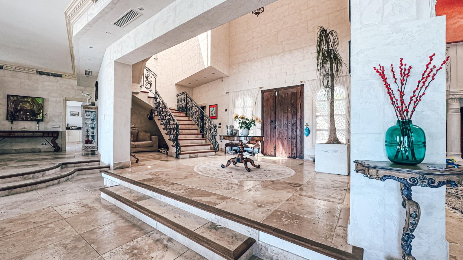 Villa for Sale in Benahavís