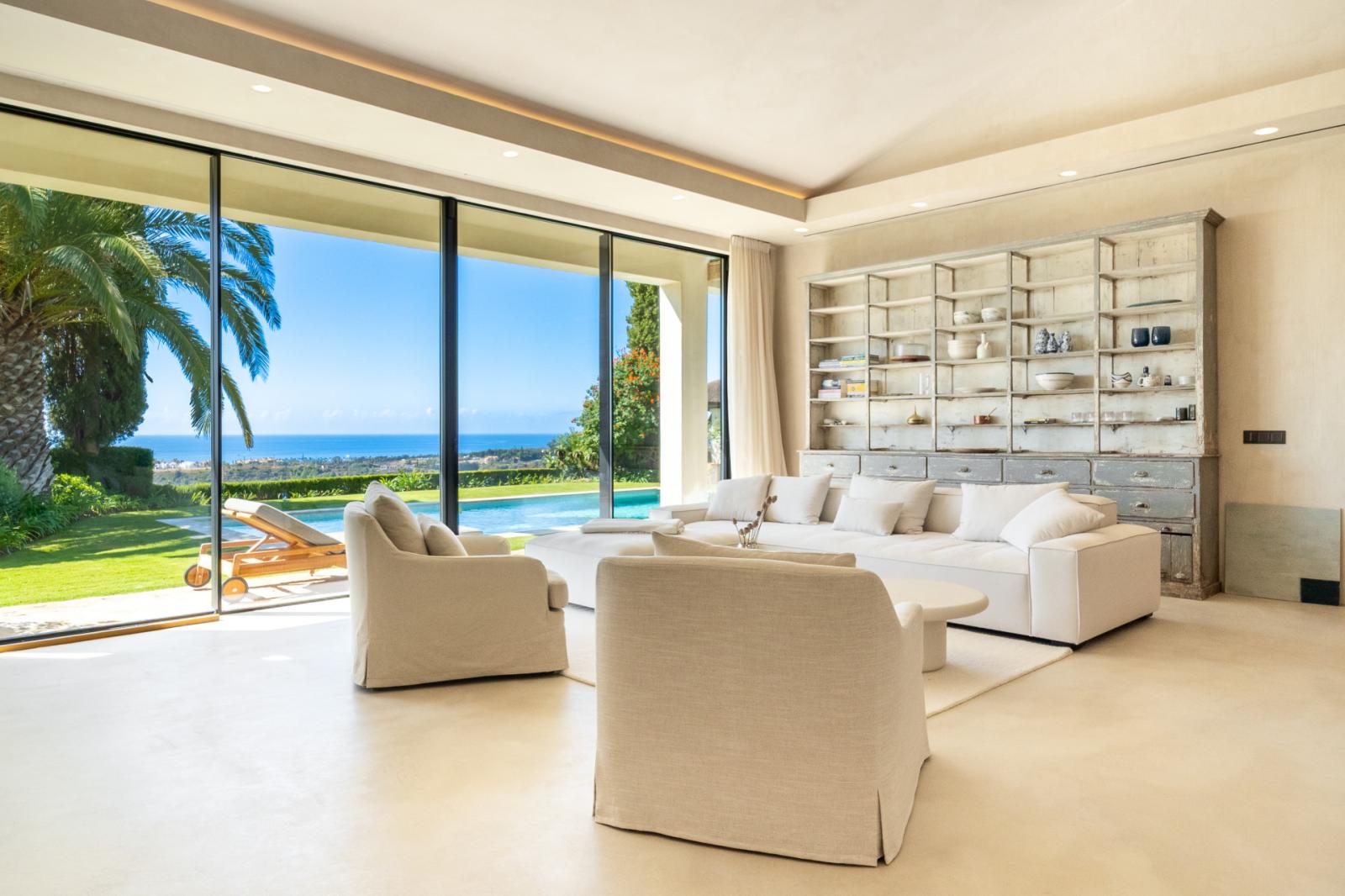 Villa for Holiday Rental in Estepona