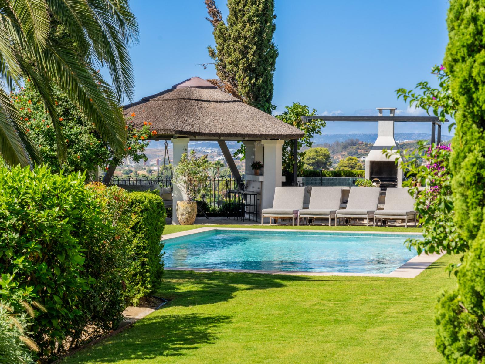 Villa for Holiday Rental in Estepona