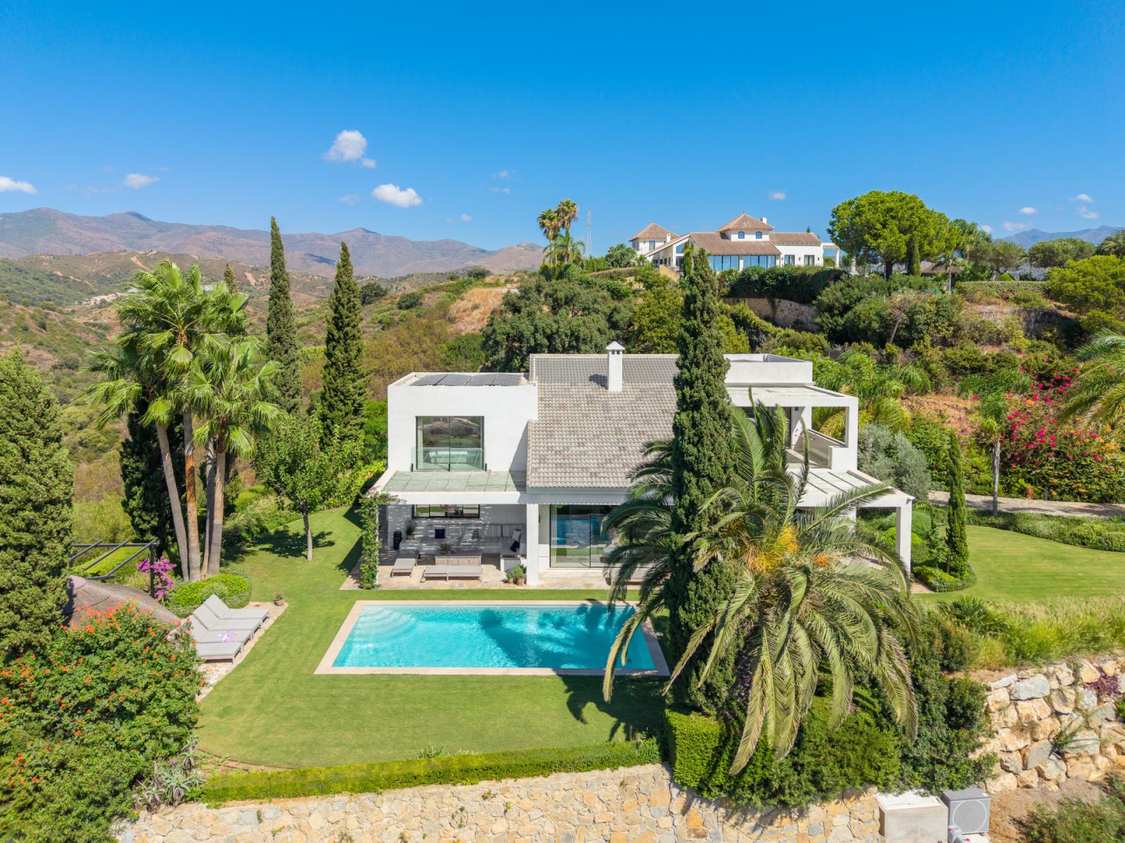 Villa for Holiday Rental in Estepona