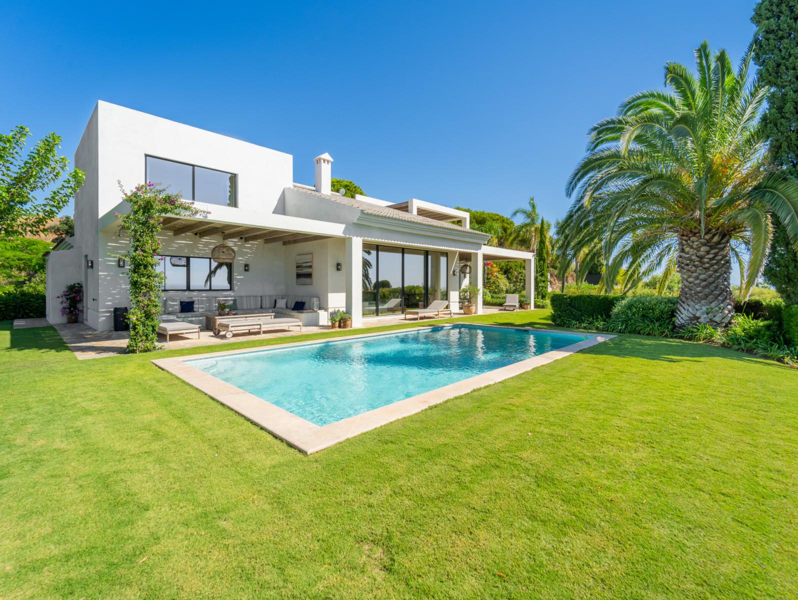 Villa for Holiday Rental in Estepona