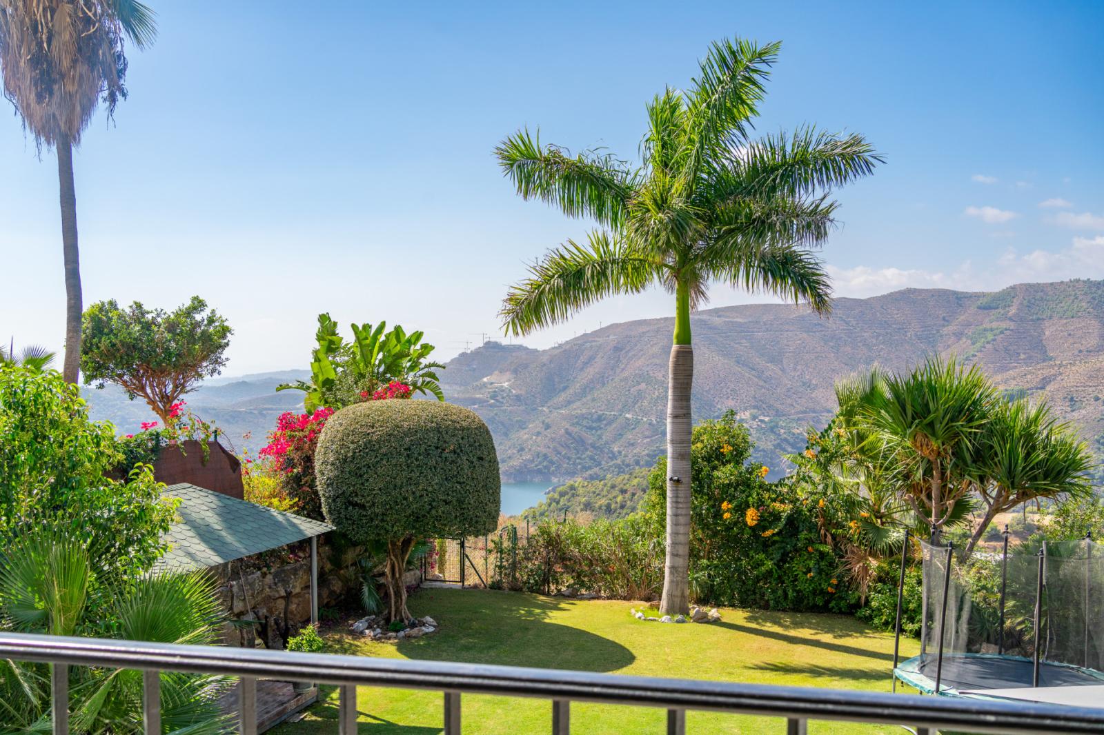 Villa en Venta en Istán