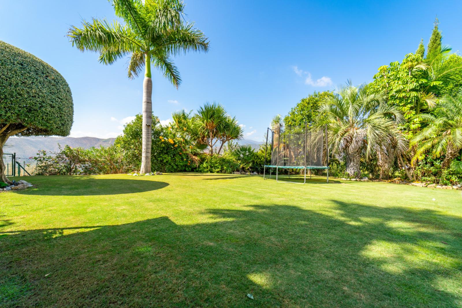Villa en Venta en Istán