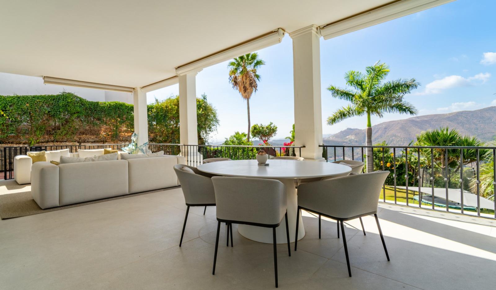 Villa en Venta en Istán