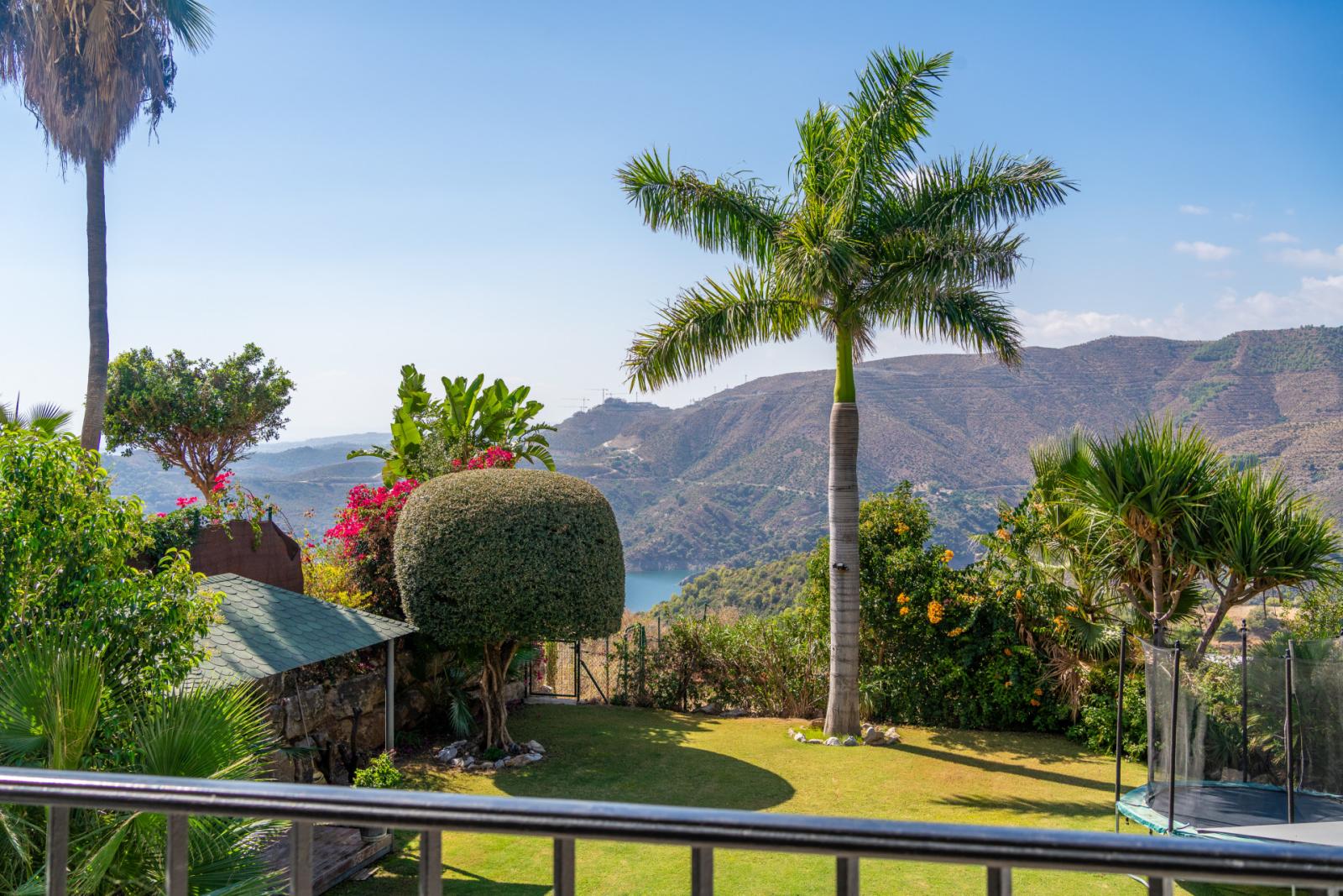Villa en Venta en Istán
