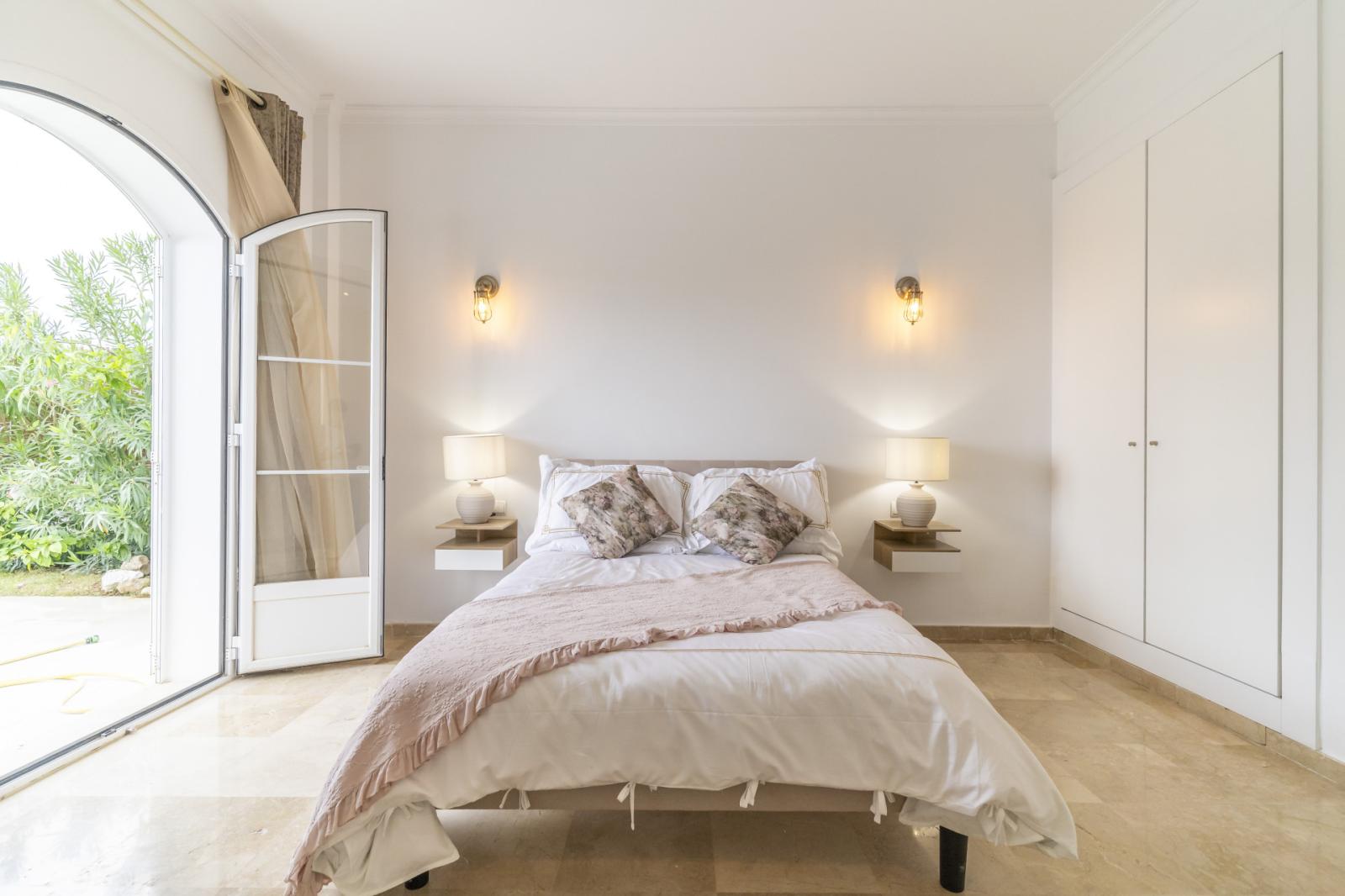 Villa en Venta en Istán