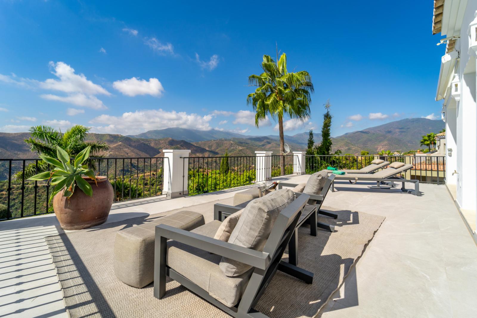Villa en Venta en Istán
