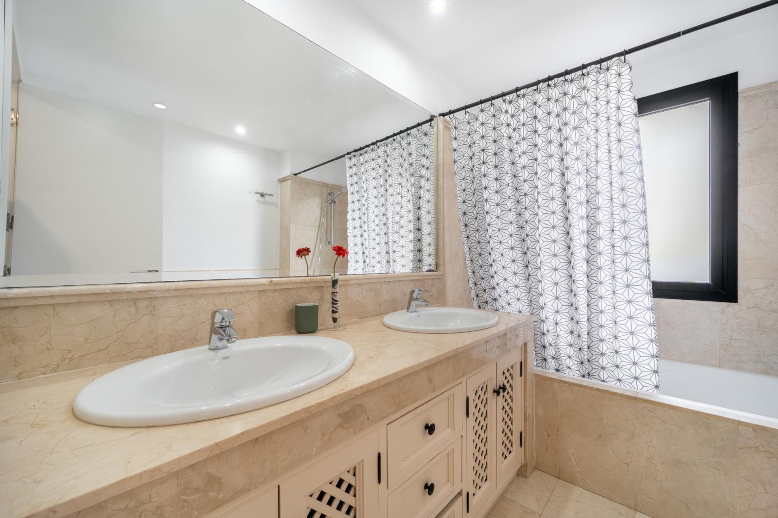 Villa en Alquiler en Estepona