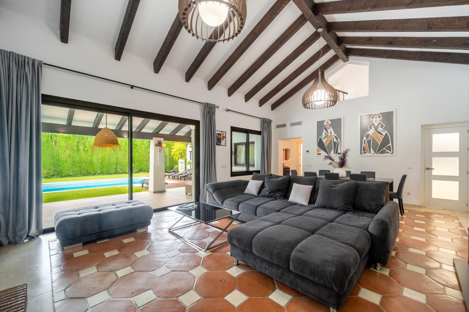 Villa en Alquiler en Estepona