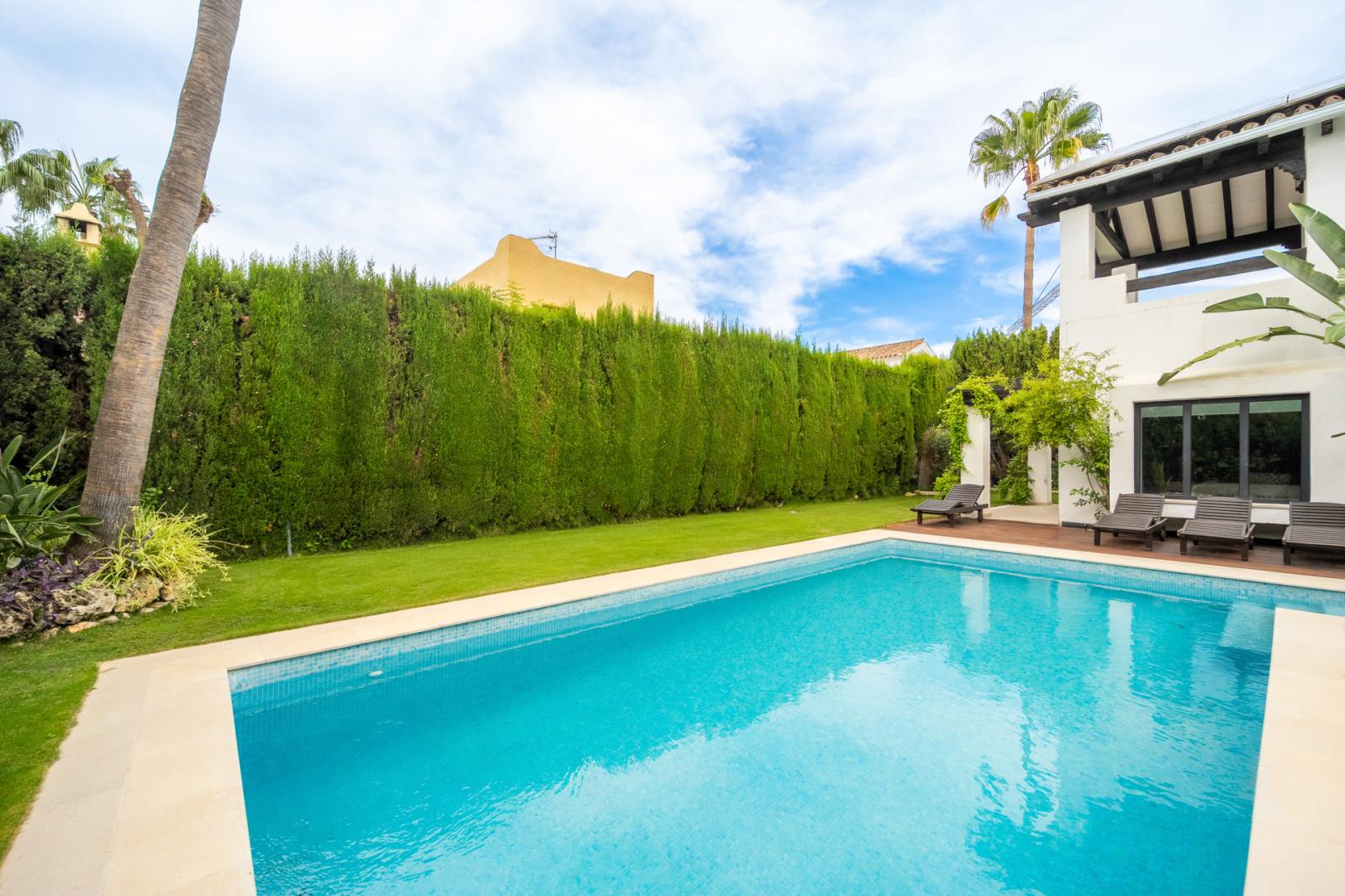 Villa en Alquiler en Estepona