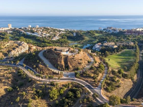 Apartment for Sale in Benalmádena
