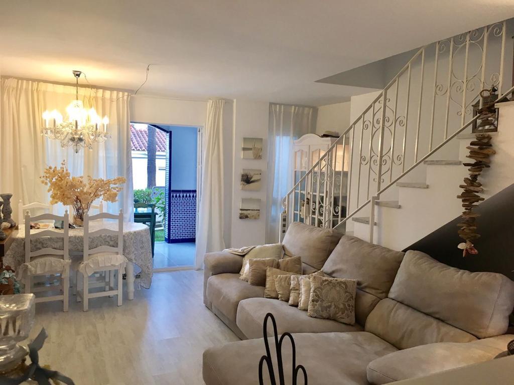 Terraced House for Rent in Mijas