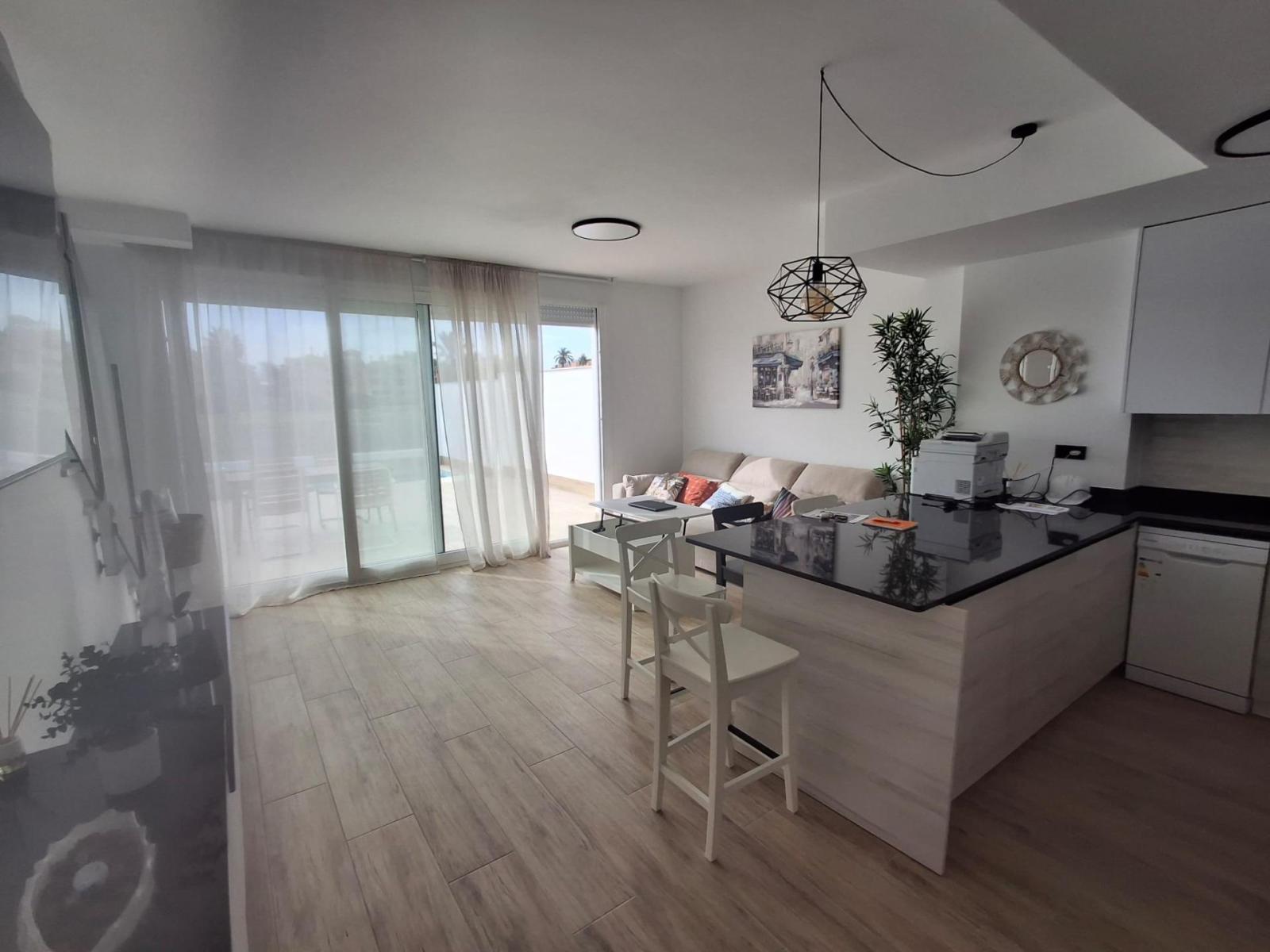 Duplex for Sale in Los Alcázares