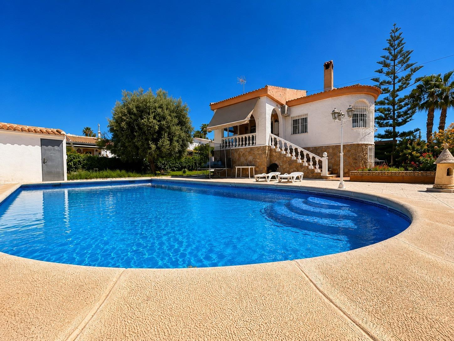 Chalet en Venta en Torrevieja