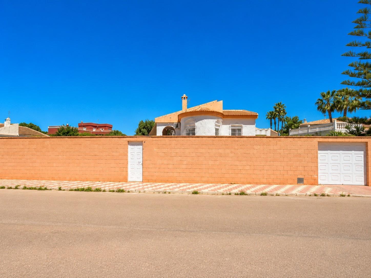 Chalet en Venta en Torrevieja
