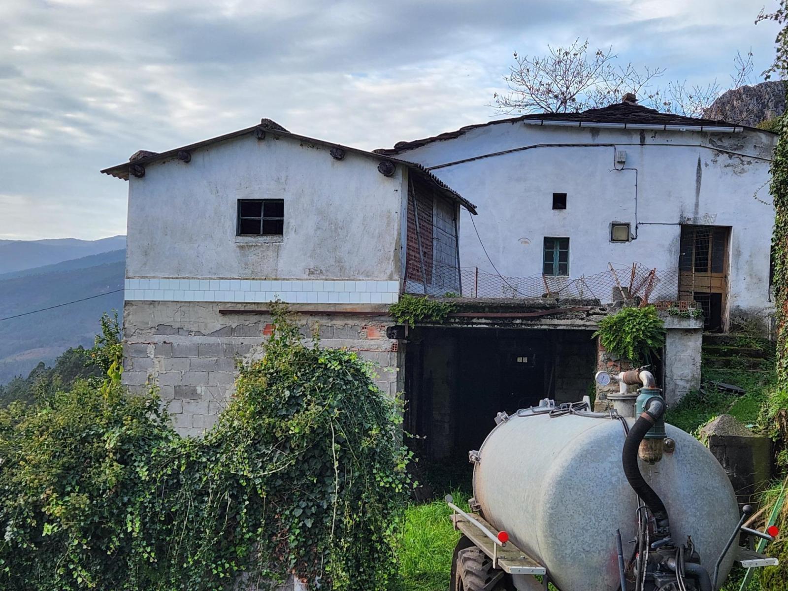 Casa Rural en Venta en Navia