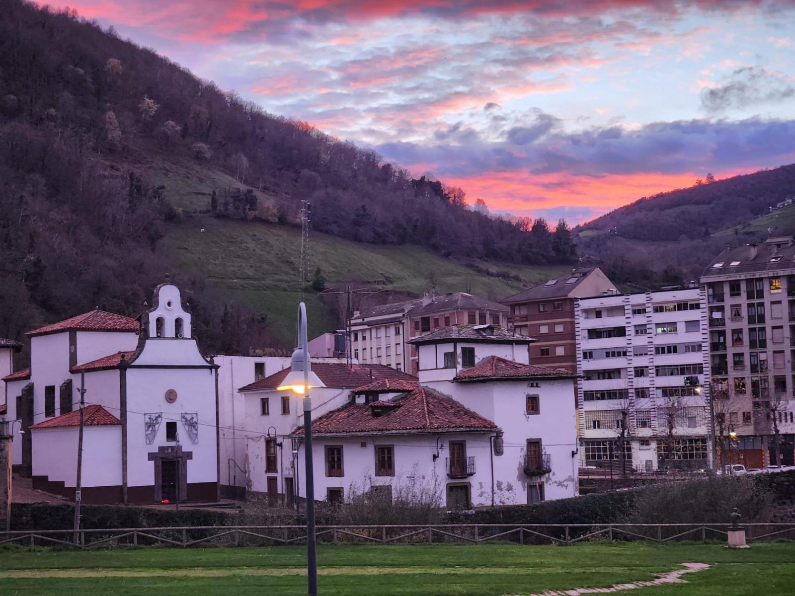 Edificio en Venta en Cangas del Narcea