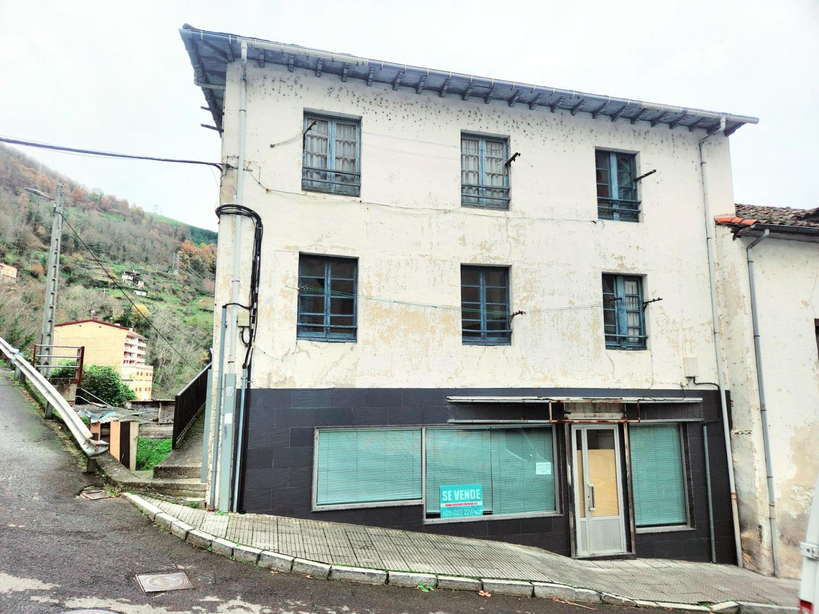 Edificio en Venta en Cangas del Narcea