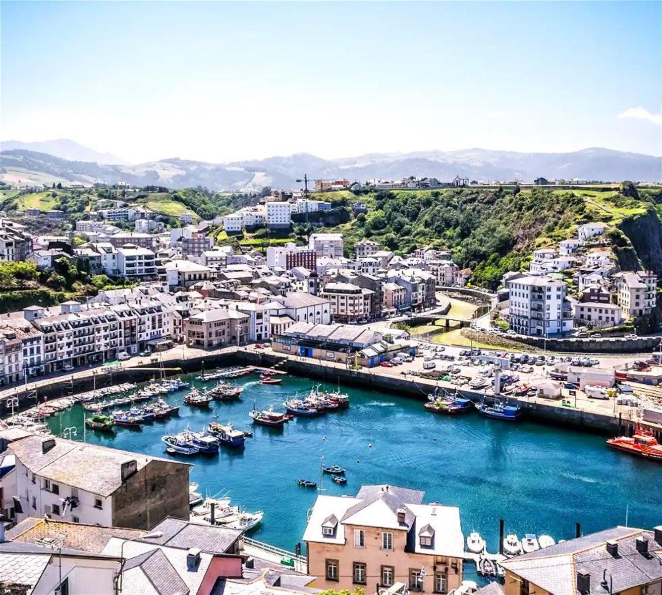 Parcela en Venta en Luarca