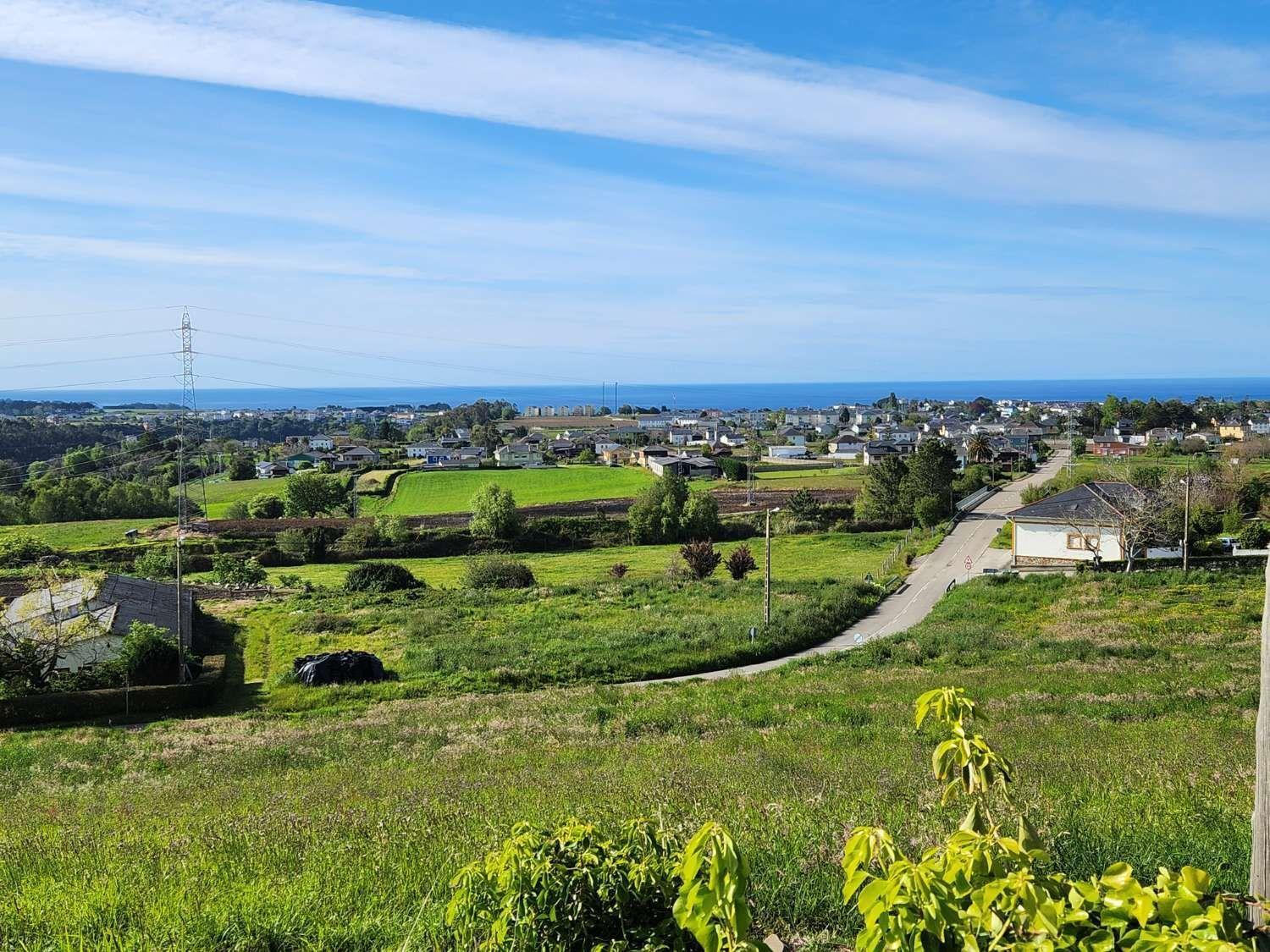 Parcela en Venta en Luarca