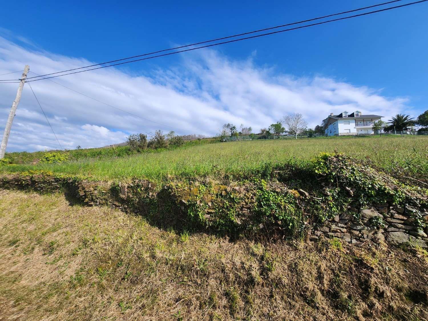 Parcela en Venta en Luarca