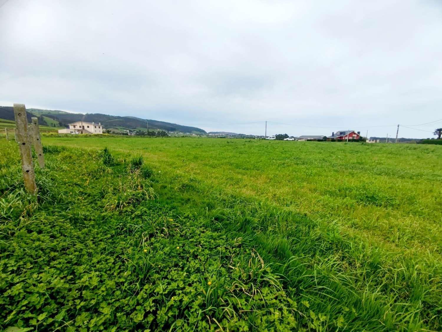 Parcela en Venta en Luarca