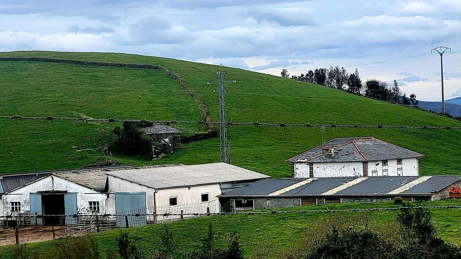 Parcela en Venta en Luarca