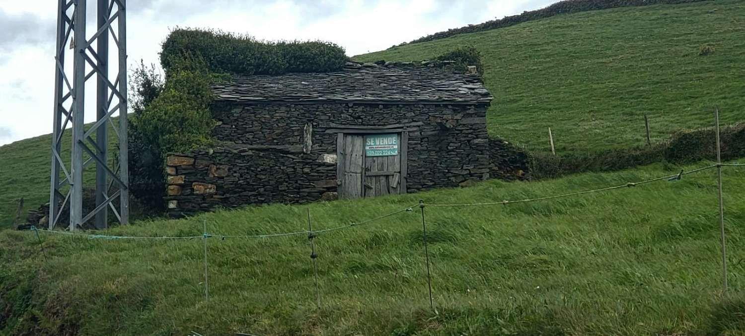 Parcela en Venta en Luarca