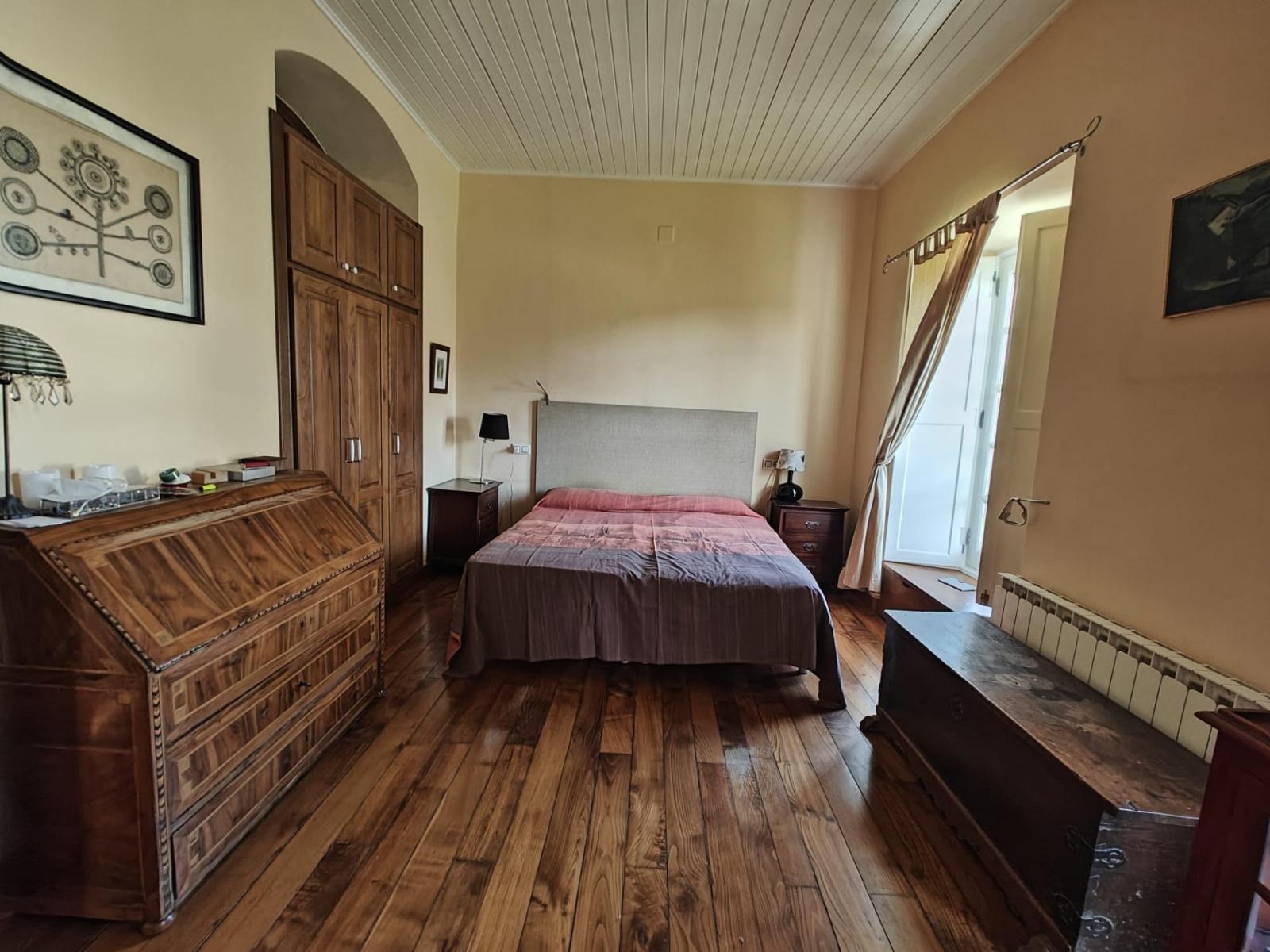 Chalet for Sale in Trabada