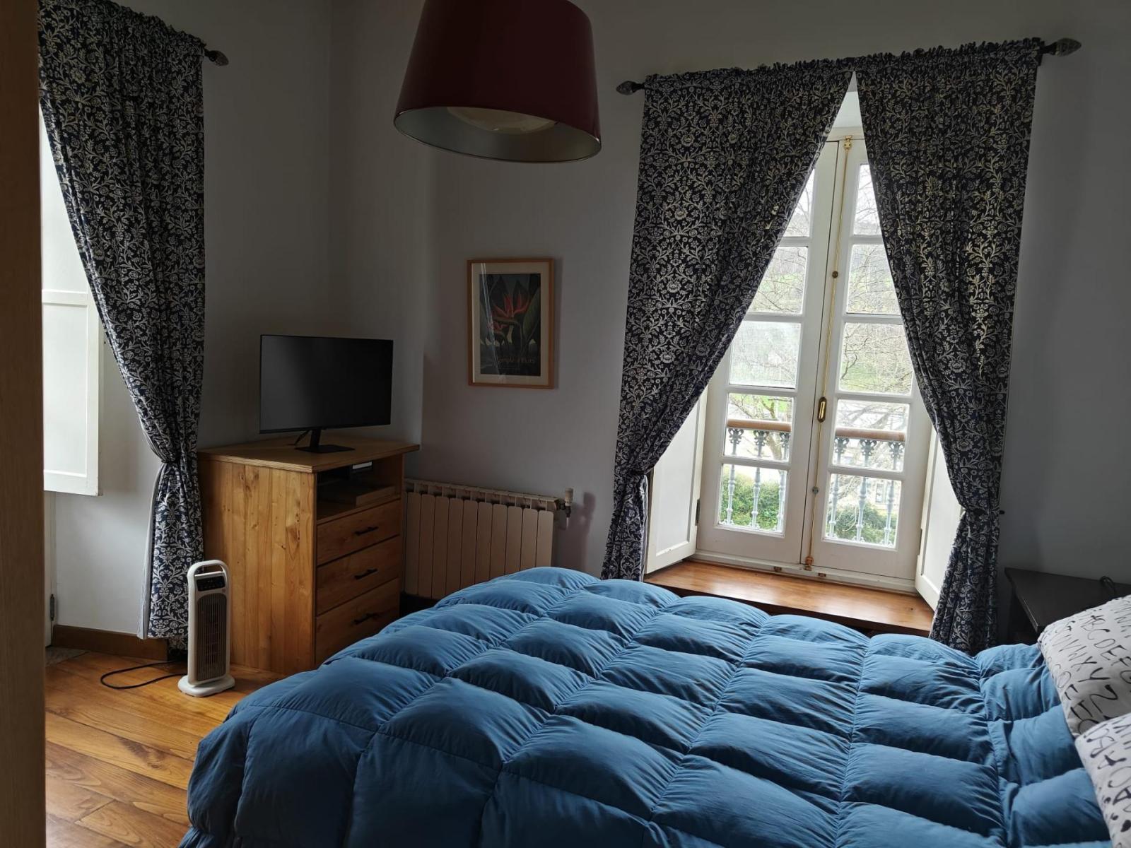 Chalet for Sale in Trabada