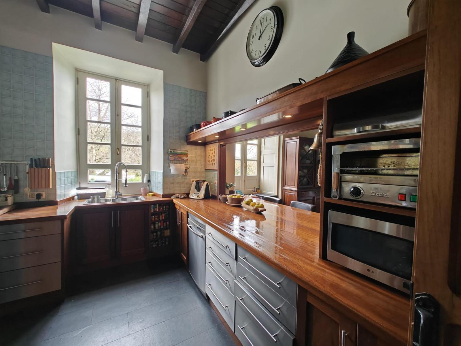 Chalet for Sale in Trabada